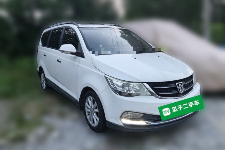 Used Baojun 730 2016 1.5L Manual Luxury Edition 7 Seats Exterior 2