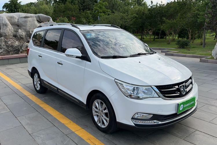 Used Baojun 730 2016 1.5T Manual Luxury Edition 7 Seats Exterior 2