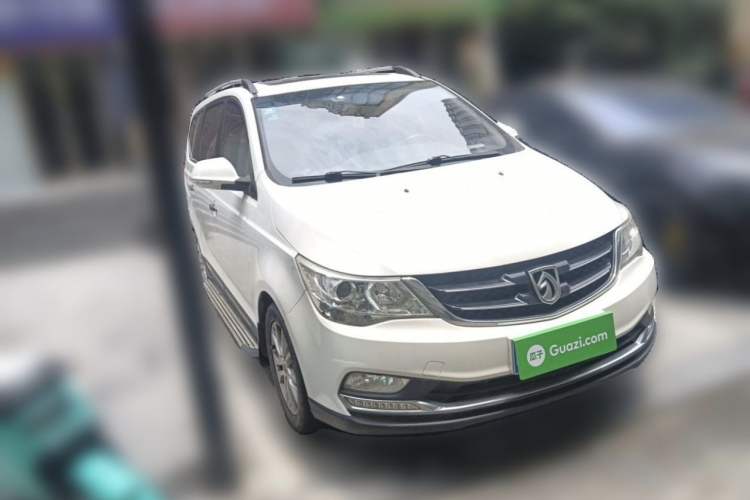 Used Baojun 730 2016 1.5L Manual Luxury Edition 7 Seats Exterior 3