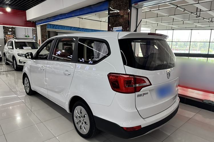 Used Baojun 730 2016 1.5L Manual Value Edition 7 Seats China V Emission Standard Exterior 3