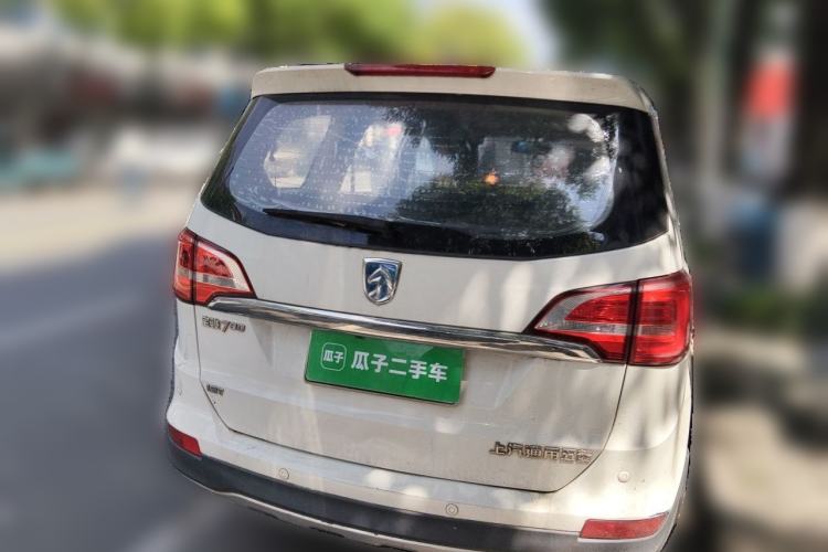 Used Baojun 730 2016 1.5T Manual Comfort Version 7 Seats Exterior 4