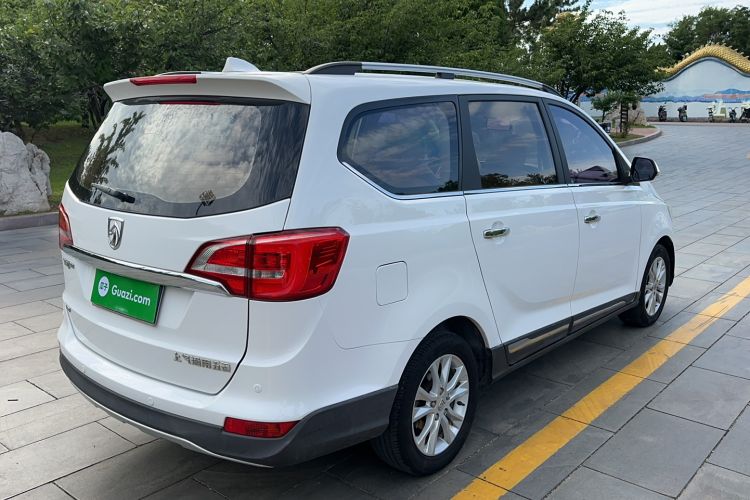 Used Baojun 730 2016 1.5T Manual Luxury Edition 7 Seats Exterior 4