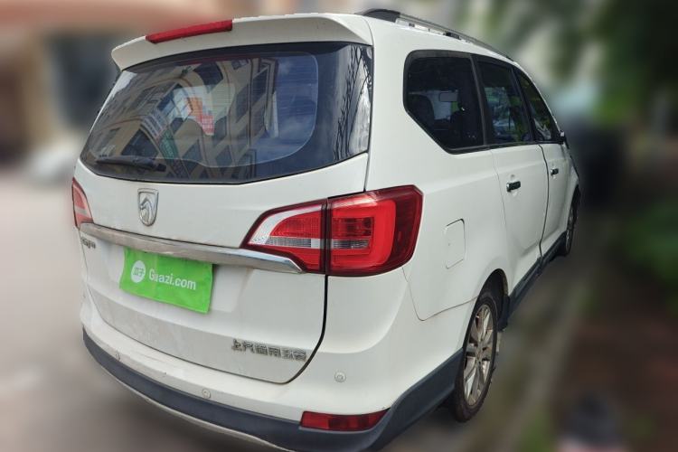 Used Baojun 730 2016 1.5L Manual Comfort Version 7 Seats China V Emission Standard Exterior 5