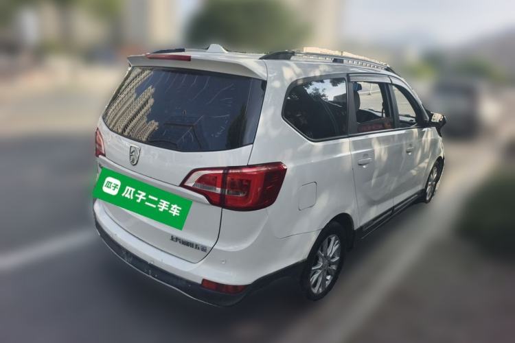 Used Baojun 730 2016 1.5T Manual Standard Version 7 Seats Exterior 5
