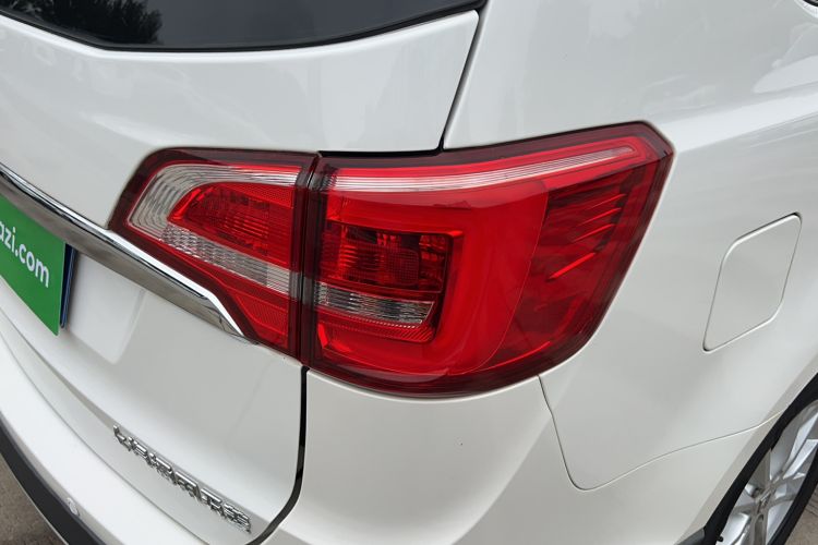 Used Baojun 730 2016 1.5T Manual Comfort Version 7 Seats Exterior 6
