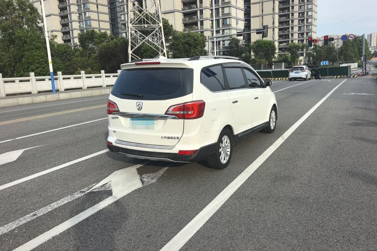 Used Baojun 730 2016 1.5T Manual Luxury Edition 7 Seats Exterior 6