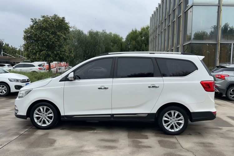 Used Baojun 730 2016 1.5T Manual Comfort Version 7 Seats Exterior 9
