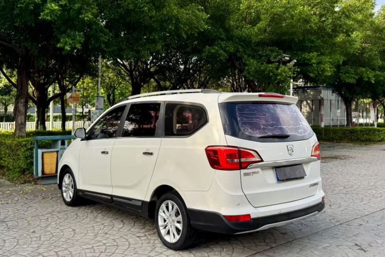 Used Baojun 730 2016 1.5L Manual Comfort Version 7 Seats China V Emission Standard Exterior 9