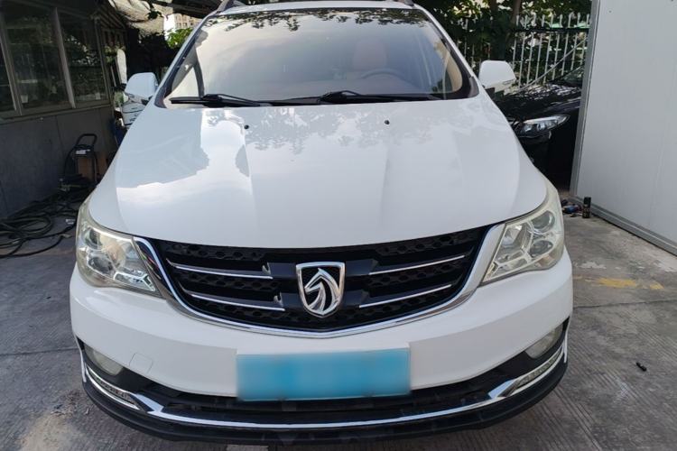 Used Baojun 730 2016 1.5T Manual Luxury Edition 7 Seats Front