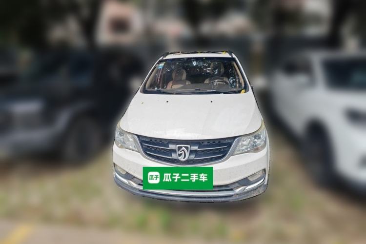 Used Baojun 730 2016 1.8L iAMT Luxury Model 7 Seats Front