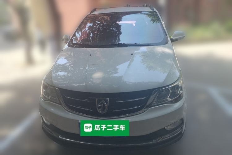Used Baojun 730 2016 1.5T Manual Comfort Version 7 Seats Front