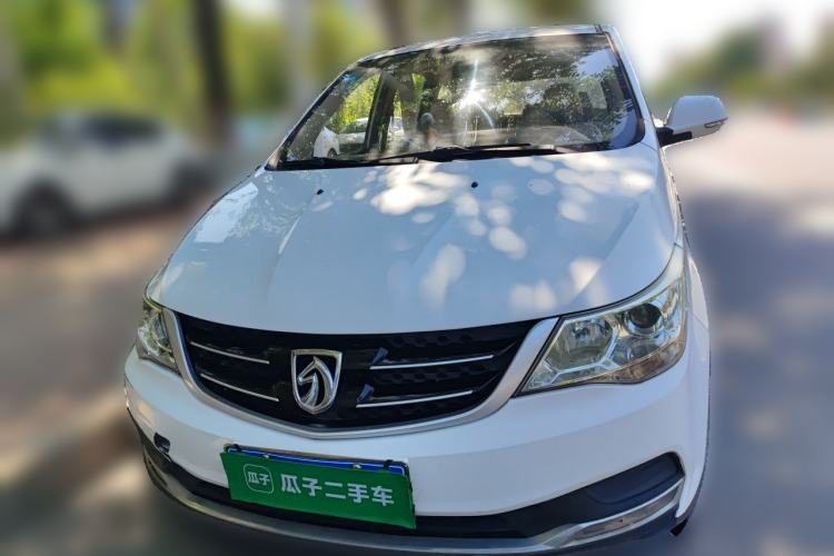 Used Baojun 730 2016 1.5L Manual Standard Version 7 Seats Front
