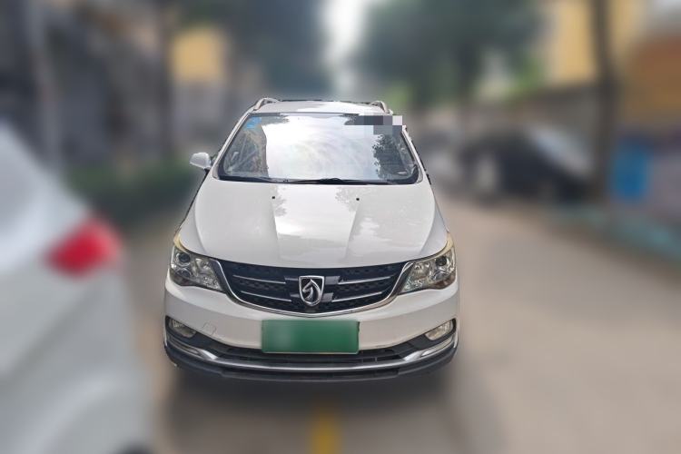 Used Baojun 730 2016 1.5T Manual Standard Version 7 Seats Front