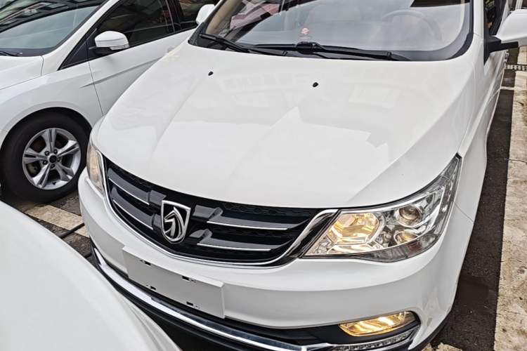 Used Baojun 730 2016 1.8L Manual Luxury Edition 7 Seats Front