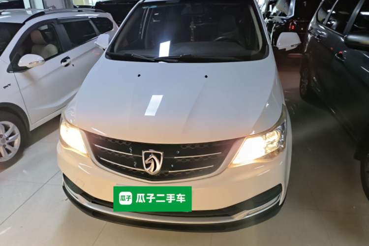 Used Baojun 730 2016 Revised 1.5L Manual Standard Version 7 Seats China V Emission Standard Front