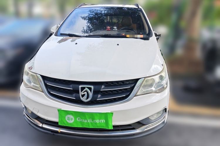 Used Baojun 730 2016 1.8L iAMT Luxury Model 7 Seats Front
