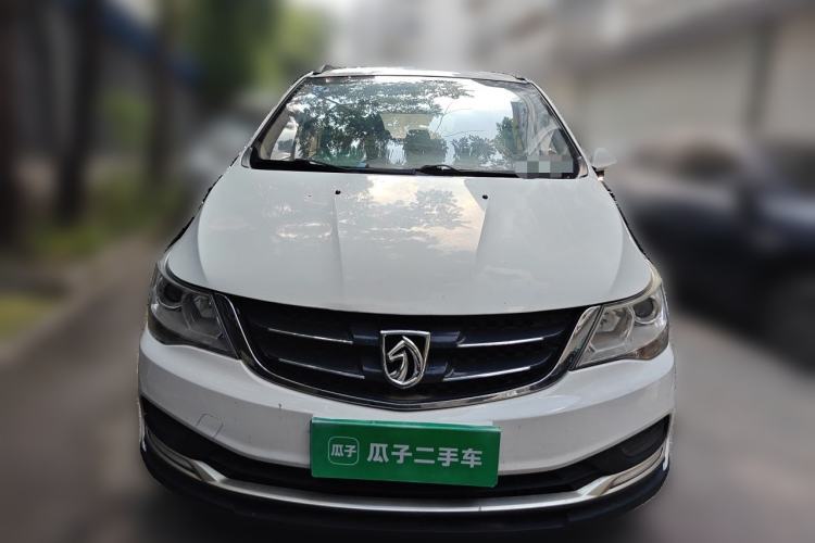 Used Baojun 730 2016 Revised 1.5L Manual Standard Version 7 Seats China V Emission Standard Front