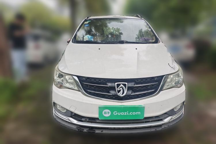 Used Baojun 730 2016 1.5T Manual Standard Version 7 Seats Front