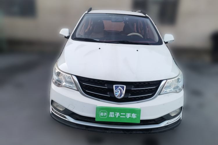 Used Baojun 730 2016 Revised 1.5L Manual Standard Version 7 Seats China V Emission Standard Front