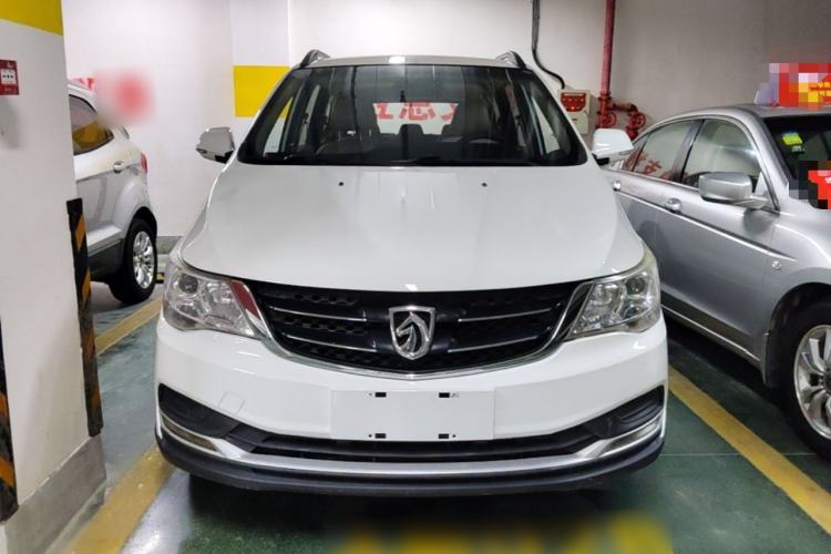 Used Baojun 730 2016 Revised 1.5L Manual Standard Version 7 Seats China V Emission Standard Front