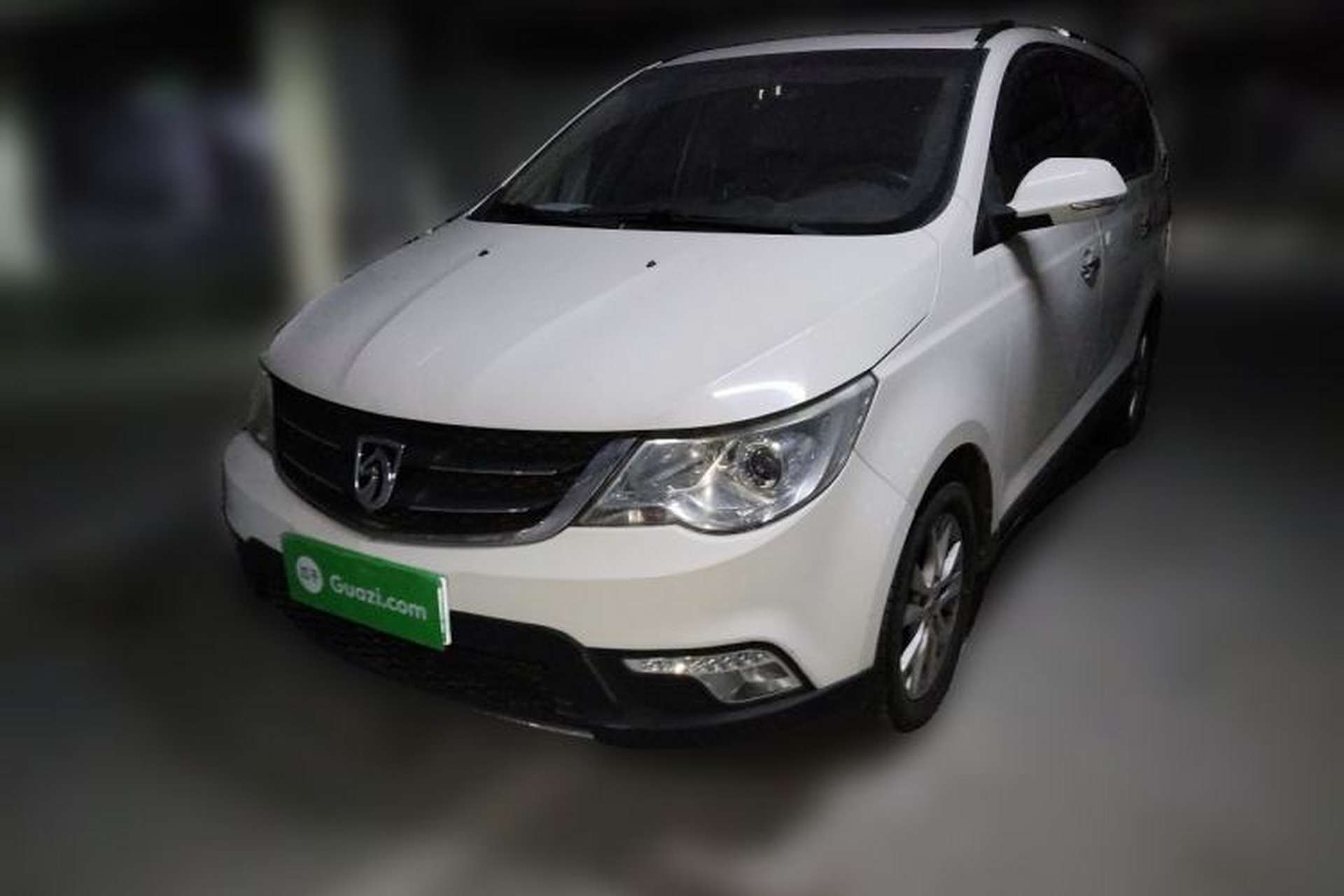 Used Baojun 730 2016 1.8L iAMT Luxury Model 7 Seats Front Left 45 Deg