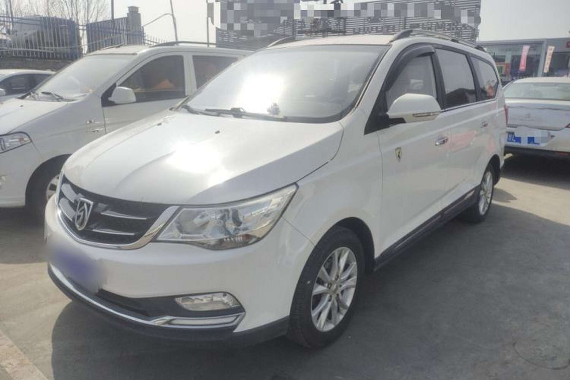 Used Baojun 730 2016 1.5L Manual Comfort Version 7 Seats China V Emission Standard Front Left 45 Deg