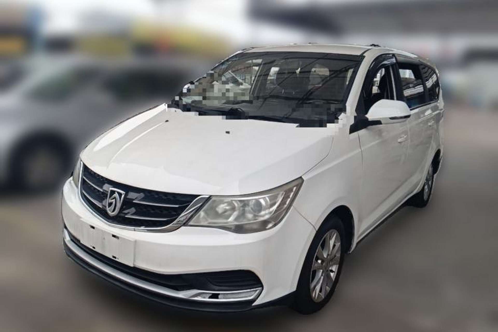 Used Baojun 730 2016 1.5L Manual Standard Version 7 Seats Front Left 45 Deg