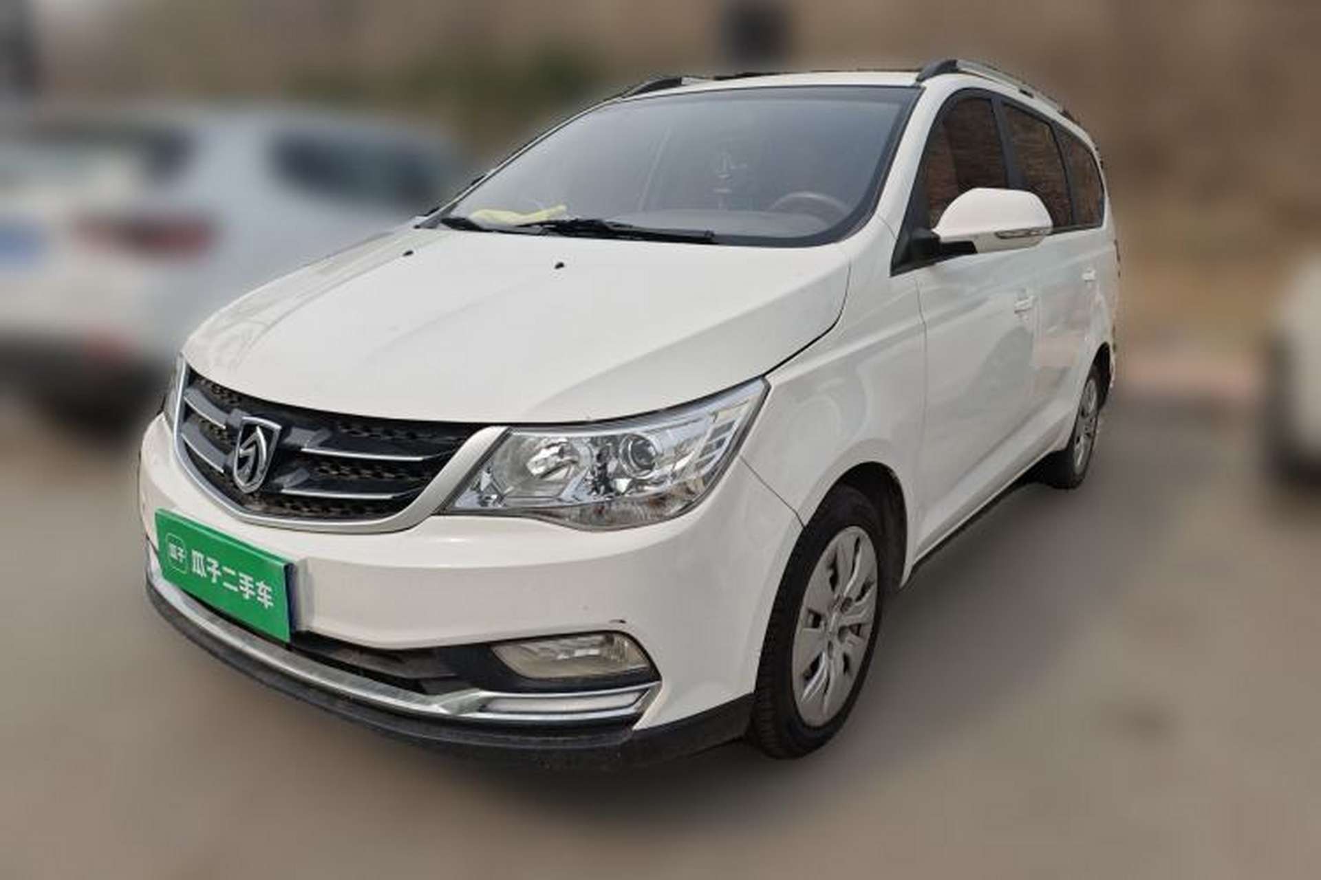 Used Baojun 730 2016 1.5L Manual Value Edition 7 Seats China V Emission Standard Front Left 45 Deg