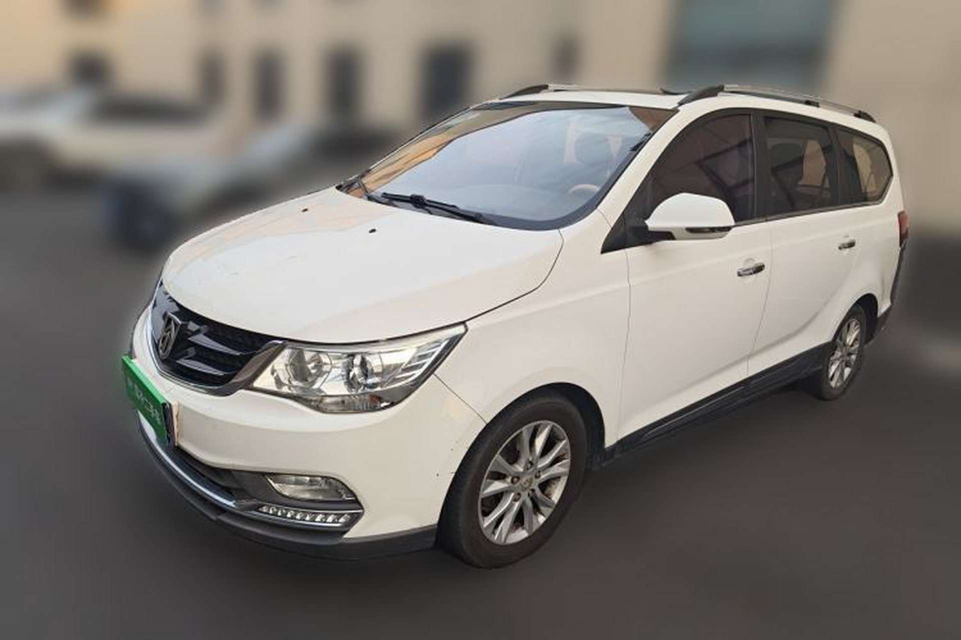 Used Baojun 730 2016 1.5T Manual Luxury Edition 7 Seats Front Left 45 Deg