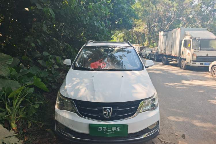 Used Baojun 730 2016 1.5T Manual Luxury Edition 7 Seats Front