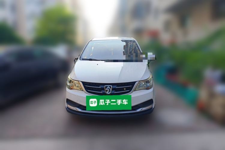 Used Baojun 730 2016 1.5L Manual Value Edition 8 Seats China V Emission Standard Front