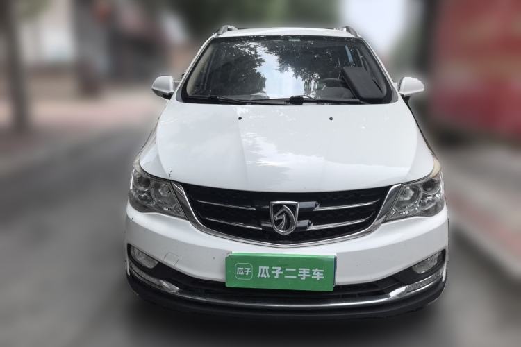 Used Baojun 730 2016 1.5T Manual Comfort Version 7 Seats Front