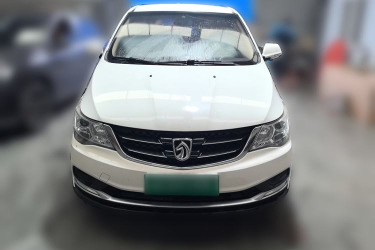 Used Baojun 730 2016 Revised 1.5L Manual Standard Version 7 Seats China V Emission Standard Front