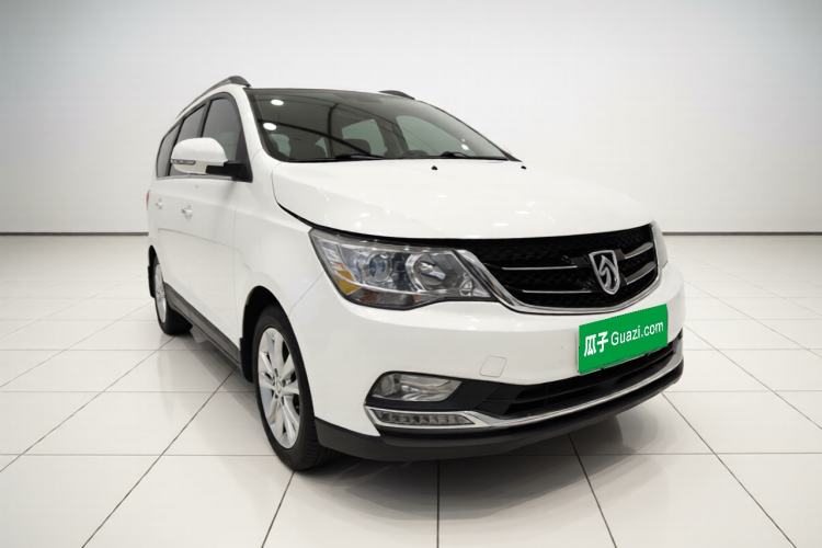 Used Baojun 730 2016 1.5L Manual Luxury Edition 7 Seats Front Right 45 Deg