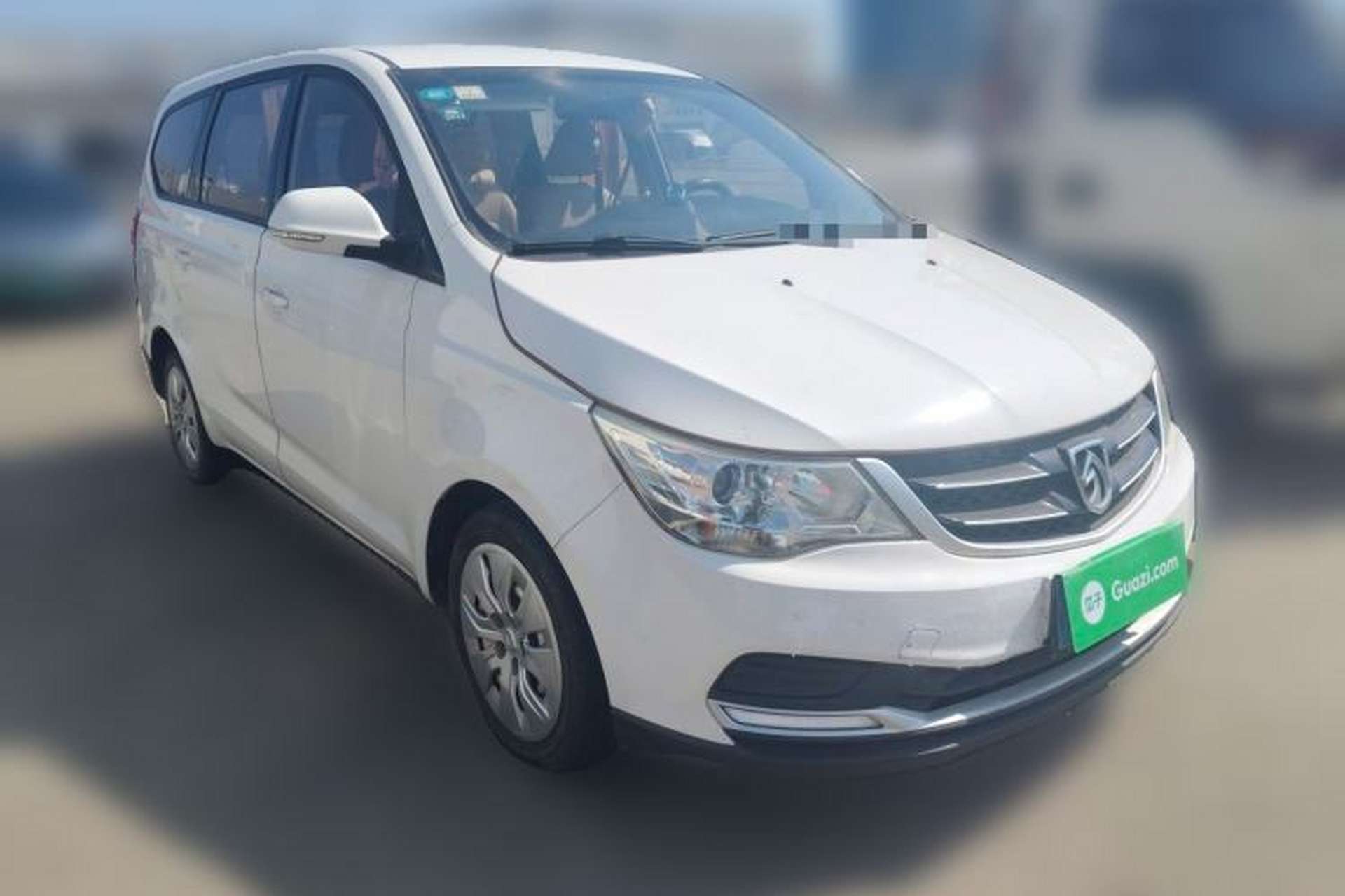 Used Baojun 730 2016 1.5L Manual Standard Version 7 Seats Front Right 45 Deg