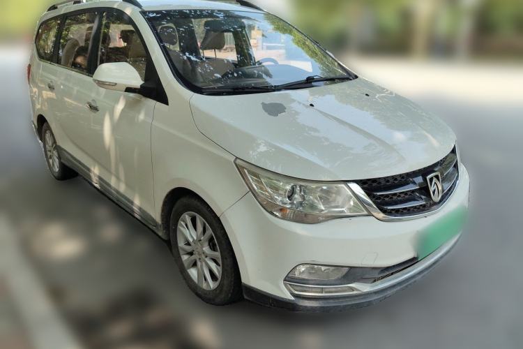 Used Baojun 730 2016 1.5T Manual Comfort Version 7 Seats Front Right 45 Deg