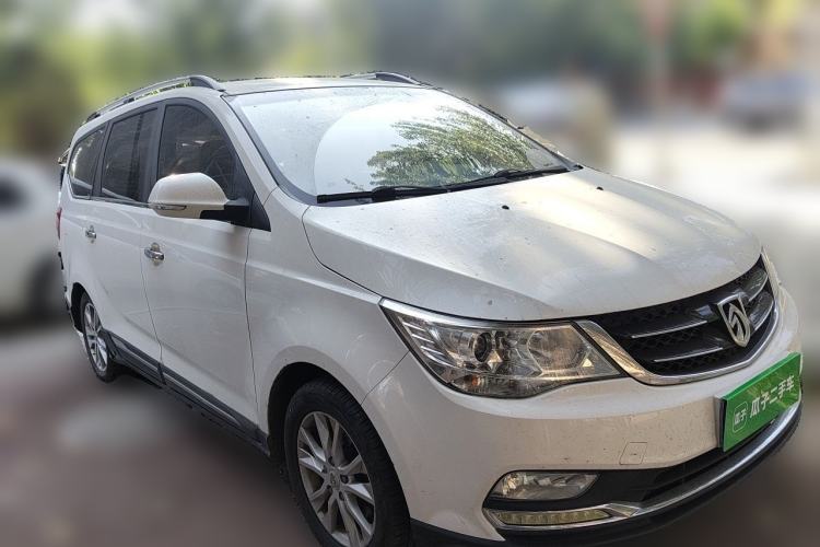 Used Baojun 730 2016 1.5L Manual Comfort Version 7 Seats China V Emission Standard Front Right 45 Deg