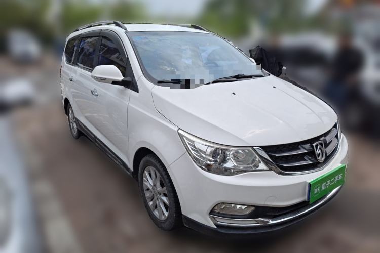 Used Baojun 730 2016 1.5L Manual Comfort Version 7 Seats China V Emission Standard Front Right 45 Deg