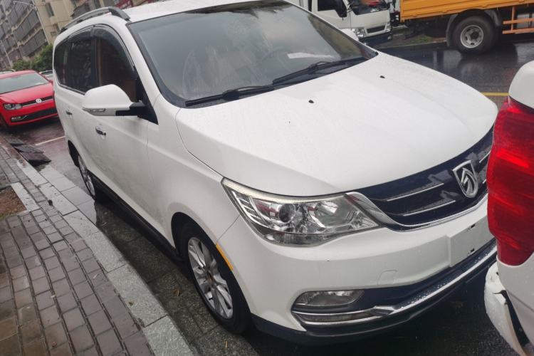 Used Baojun 730 2016 1.5L Manual Comfort Version 7 Seats China V Emission Standard Front Right 45 Deg