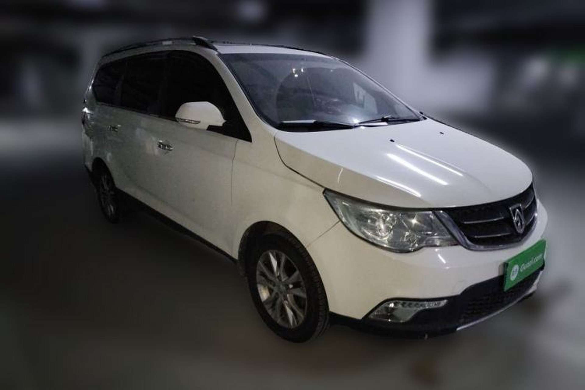 Used Baojun 730 2016 1.8L iAMT Luxury Model 7 Seats Front Right 45 Deg