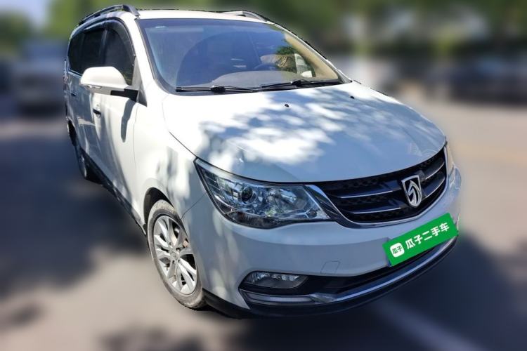 Used Baojun 730 2016 1.5L Manual Comfort Version 7 Seats China V Emission Standard Front Right 45 Deg
