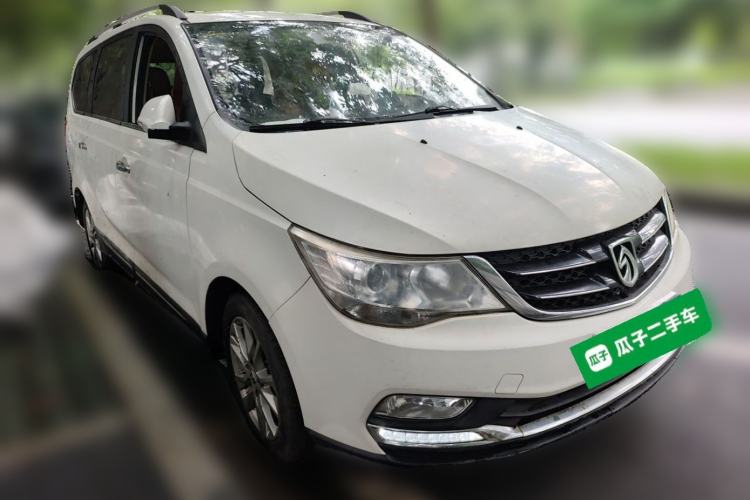 Used Baojun 730 2016 1.5L Manual Luxury Edition 7 Seats Front Right 45 Deg
