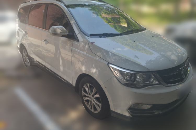 Used Baojun 730 2016 1.5T Manual Comfort Version 7 Seats Front Right 45 Deg