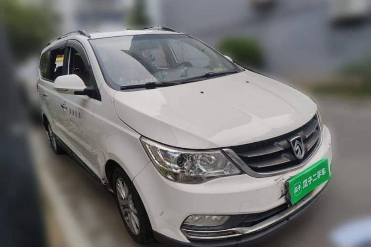 Used Baojun 730 2016 1.5L Manual Comfort Version 7 Seats China V Emission Standard Front Right 45 Deg
