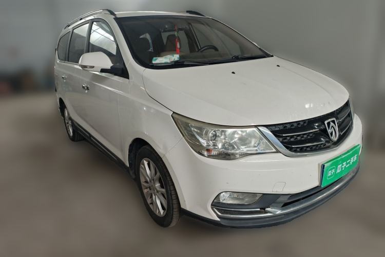 Used Baojun 730 2016 1.5L Manual Comfort Version 7 Seats China V Emission Standard Front Right 45 Deg