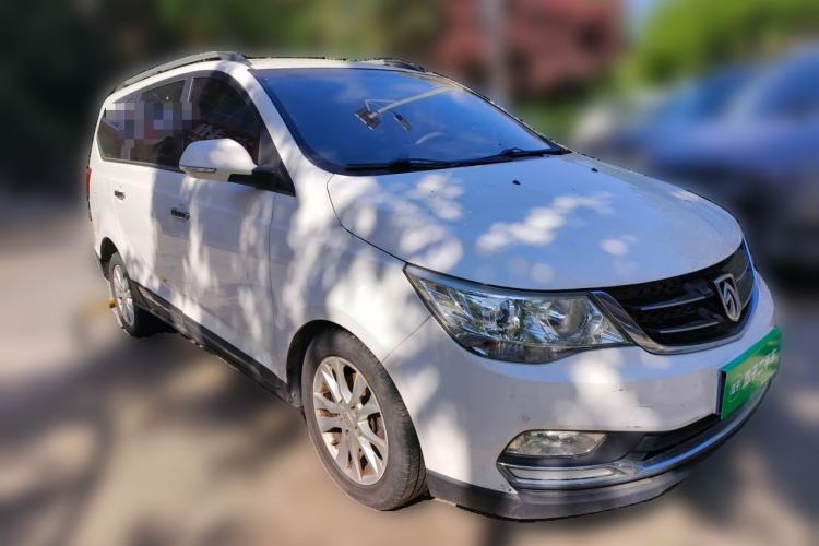 Used Baojun 730 2016 1.5L Manual Comfort Version 7 Seats China V Emission Standard Front Right 45 Deg