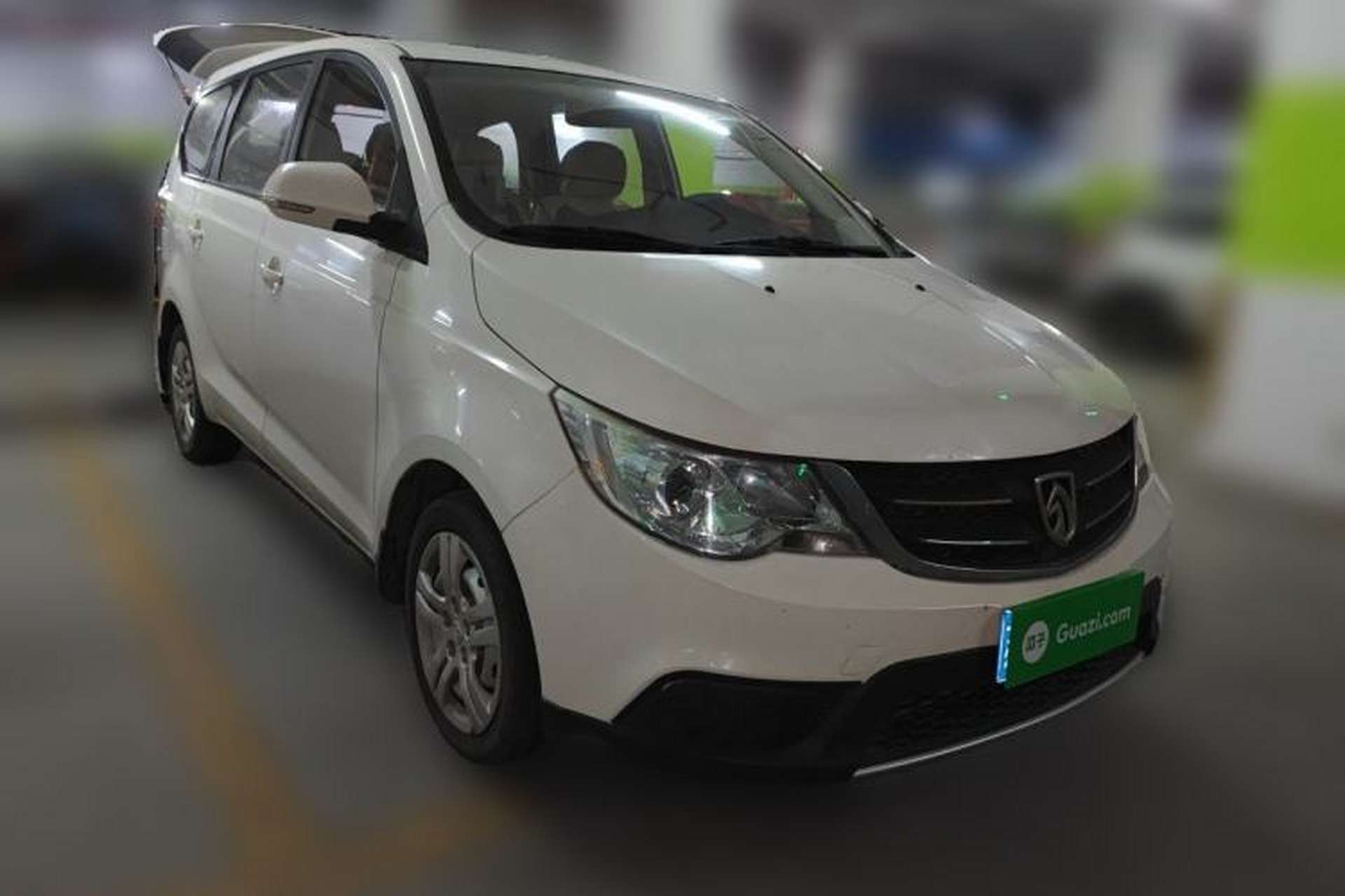 Used Baojun 730 2016 1.5L Manual Value Edition 7 Seats China V Emission Standard Front Right 45 Deg