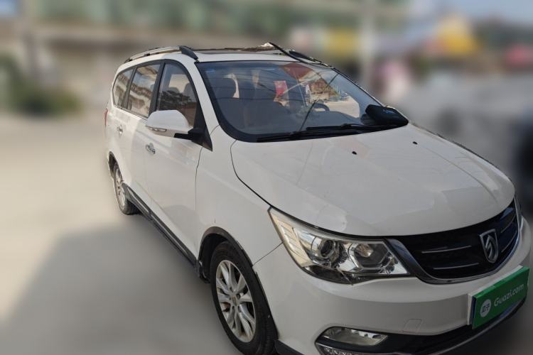 Used Baojun 730 2016 1.5L Manual Luxury Edition 7 Seats Front Right 45 Deg