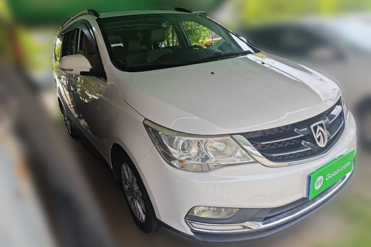 Used Baojun 730 2016 1.5L Manual Comfort Version 7 Seats China V Emission Standard Front Right 45 Deg