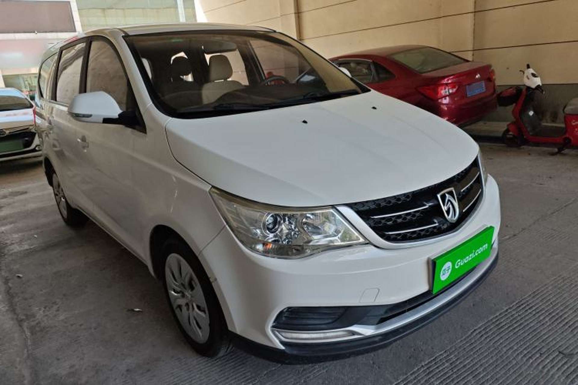 Used Baojun 730 2016 1.5L Manual Value Edition 7 Seats China V Emission Standard Front Right 45 Deg